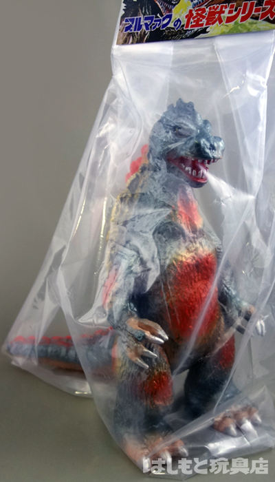 ブルマァク／ジャイアントゴジラ（グラファイト／レッド） | 新潟の