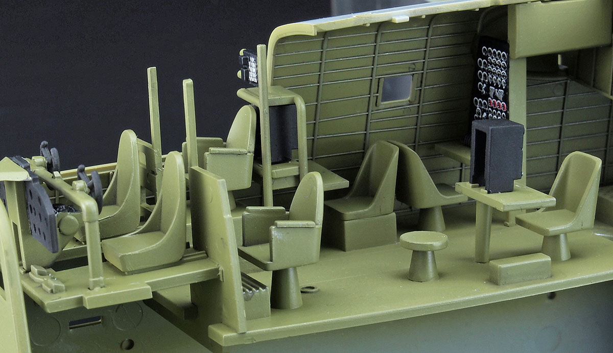 川西 H8K1 二式大型飛行艇 11型 “高官輸送機 敷島” | 株式会社 ハセガワ