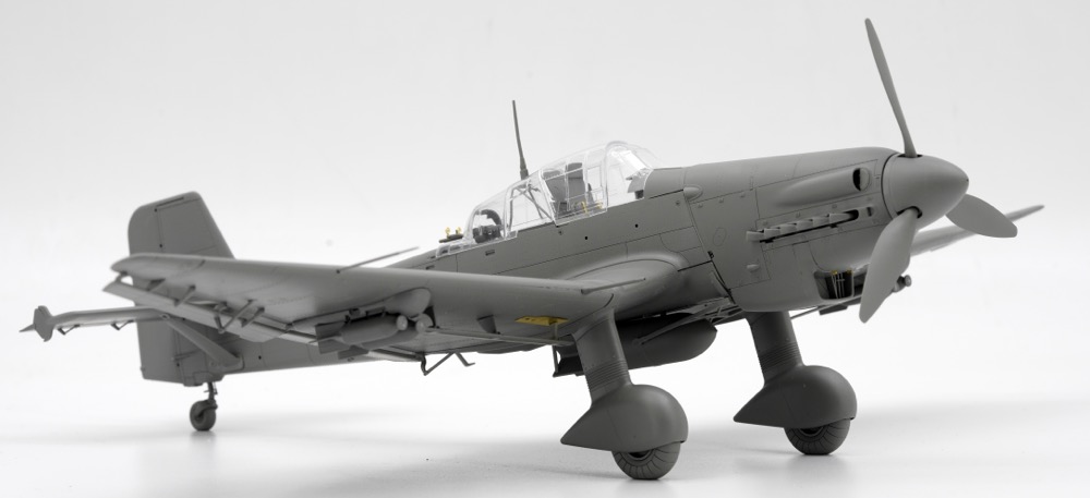 ユンカース Ju87 D5 スツーカ | 株式会社 ハセガワ