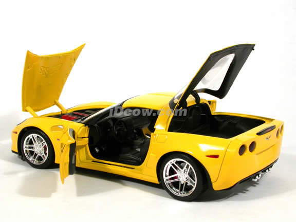 2006 Chevrolet Corvette Z06 diecast model car 1:18 scale diecast