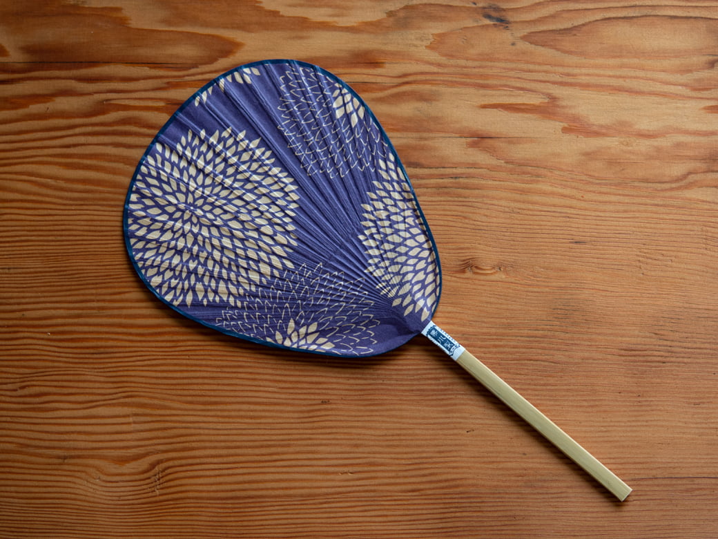 栗川商店 渋うちわ／仏扇・伊勢型 【団扇】 | 栗川商店／来民 渋うちわ