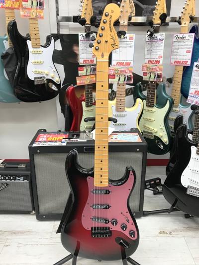Fender / Japan Exclusive Ken Stratocaster Galaxy Red」が入荷しま