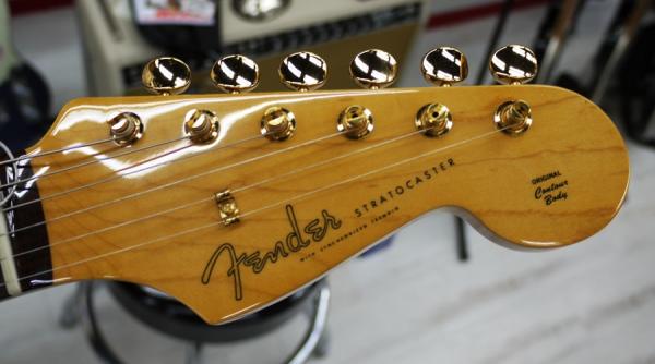 ゴールドパーツが美しいStratocaster！！ | イシバシ楽器スタッフブログ
