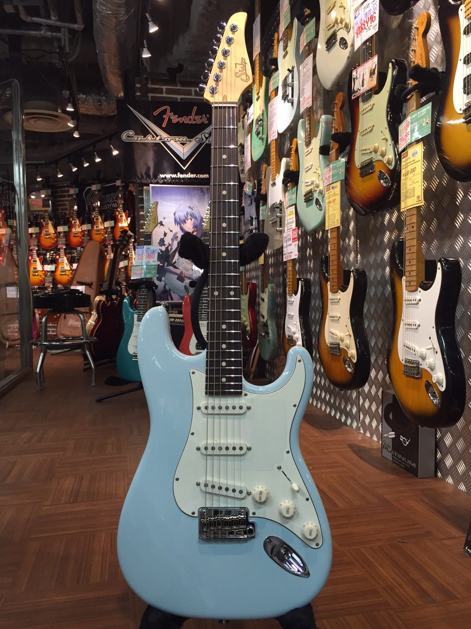 爽快なソニック・ブルーが魅力のサー・クラッシックプロ・3シングル