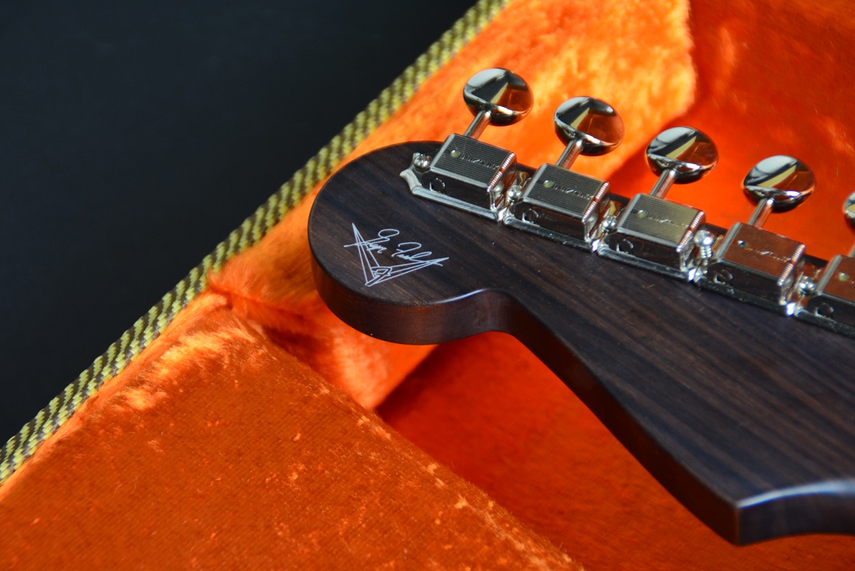 ローズネックストラト!!“Fender Custom Shop選定会”より、当店選任