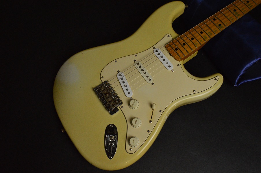 Fender Custom Shop】リバースヘッドファンお待ちかね!!ジミヘンを彷彿