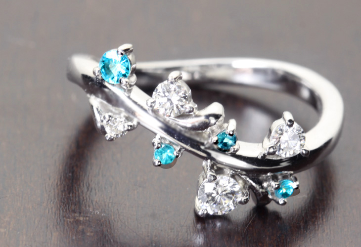 jewel planet 公式サイト / PT900 0.08ct ブラジル産パライバ