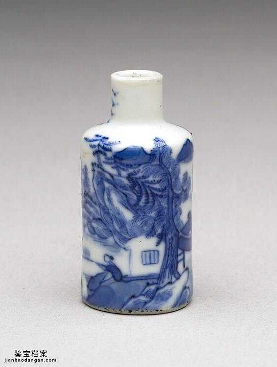 清代青花瓷山水人物纹鼻烟壶的图片，特点，价格，鉴赏，馆藏-青花瓷-鉴