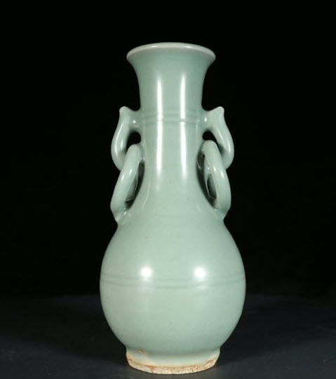 免费鉴宝第110期:元代龙泉窑梅子青双环耳瓶-免费鉴宝-鉴宝档案