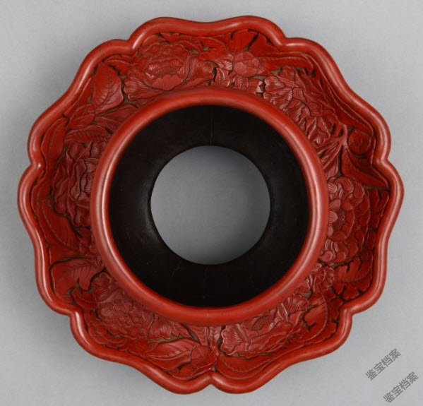 明永乐剔红花卉纹盏托档案-漆器-鉴宝档案
