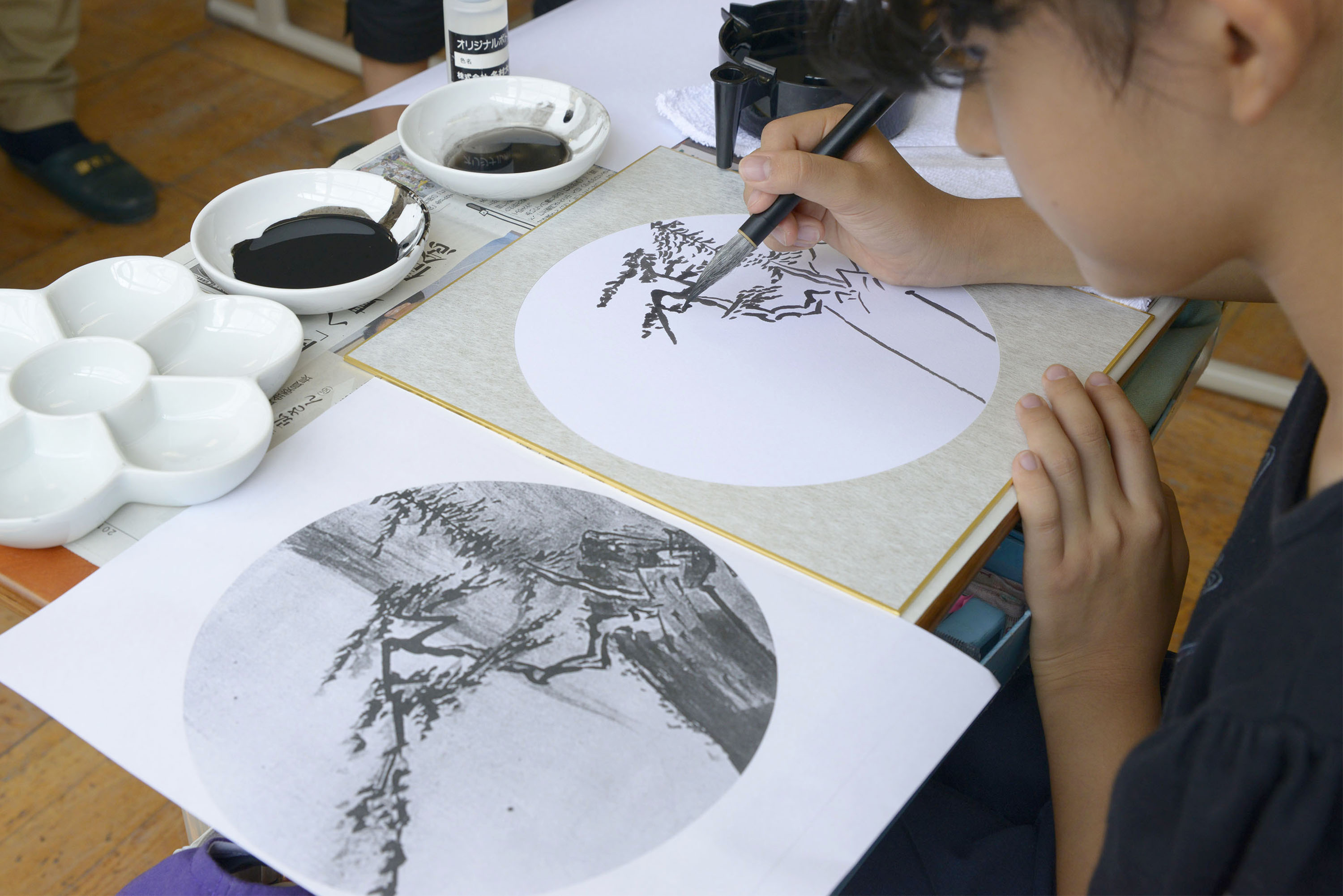 水墨画にチャレンジ！」 下京雅小学校の児童が「水墨画」に挑戦 | 京都