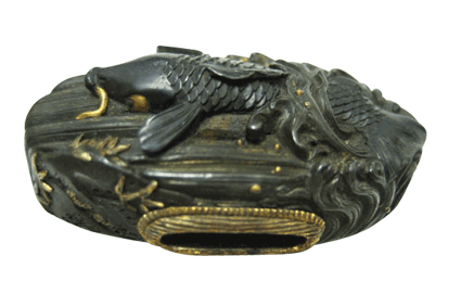 縁頭 登竜門 鯉の滝登り 刀装小道具 服部刀美術店 Fuchigashira