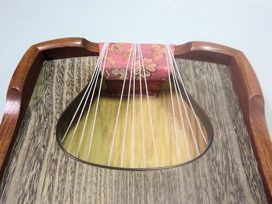 琴 13絃 紫檀 半上角巻 KTS0008 商品詳細│琴、三味線の販売・修理。片