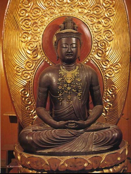 木造大日如来坐像／甲良町