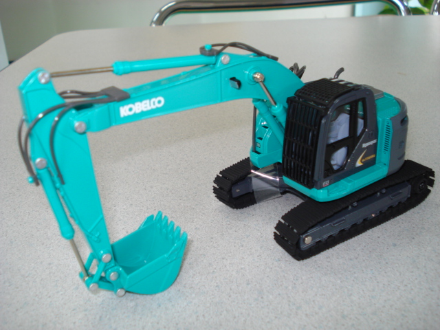 コベルコ 建機ミニチュア SK235 ダイナスペック の詳細 - KYOWA 建設