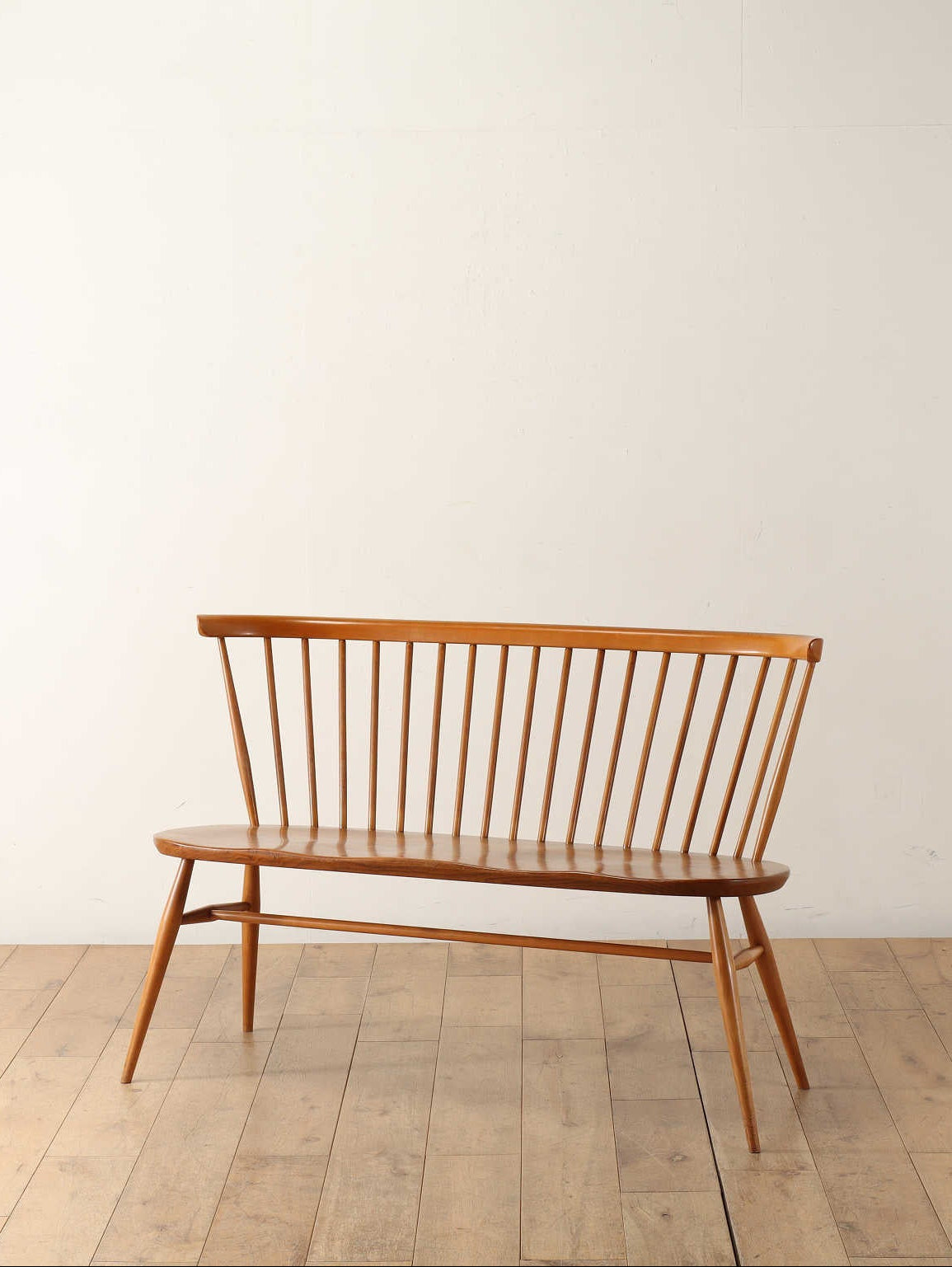 ERCOL ラブシート | ロイズ・アンティークス | ヨーロッパの