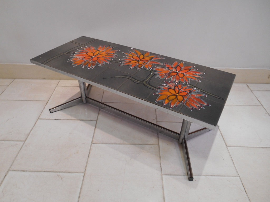 タイルトップコーヒーテーブル | ロイズ・アンティークス | ヨーロッパ