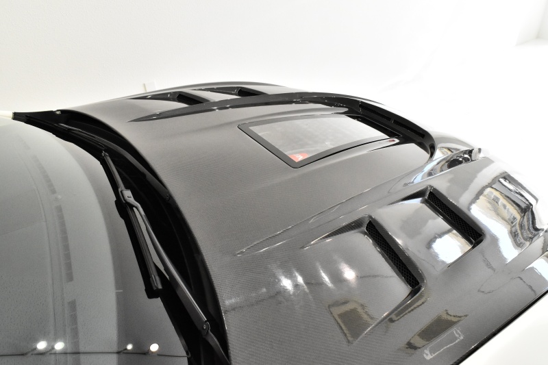 マセラティ クアトロポルテ GTS カーボンクリアボンネットカスタム