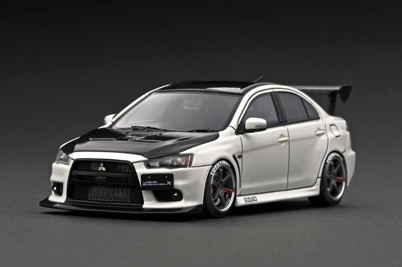 Ignition Model 1:43 Mitsubishi Lancer Evolution X (CZ4A) in Pearl
