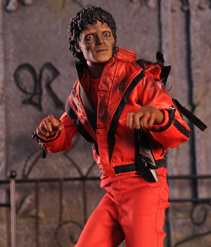 Review and photos of Michael Jackson Thriller action figure by Hot