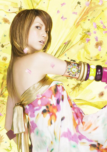 第1期・第2期 hitomi・集大成！ベスト アルバムとベスト クリップ集 12