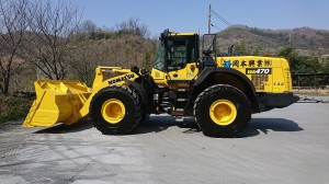 岡本グループ ｜ 茨城事業部 笠間工場 コマツ ホイールローダー