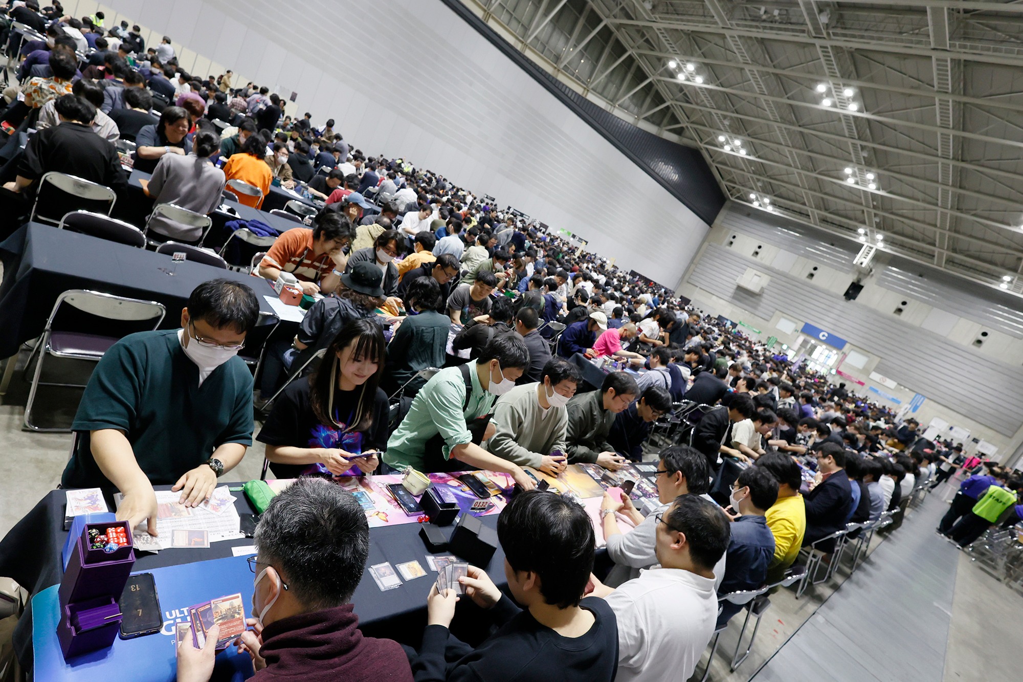 一日中マジックを楽しんで、豪華景品をゲット！ 「マジック大戦祭 2025