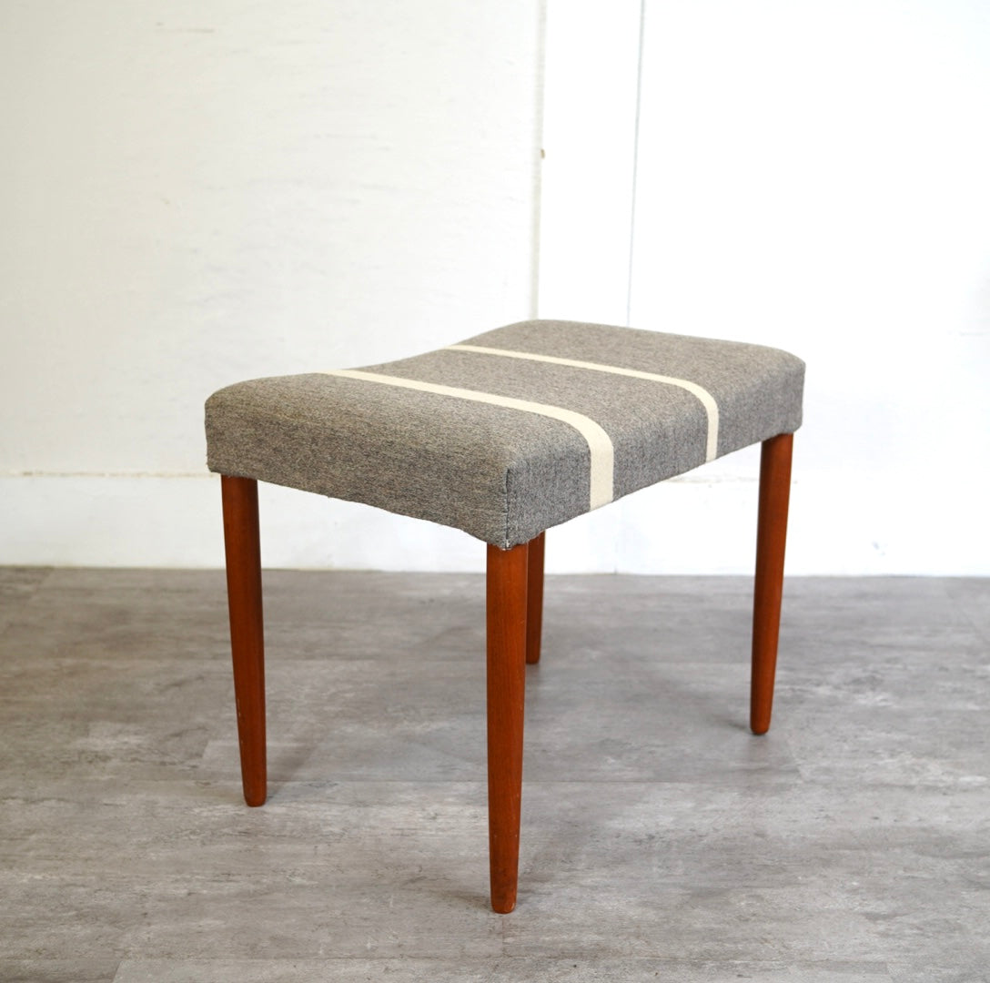 チーク材 スツール 北欧ヴィンテージ 中古 北欧 椅子 シンプル