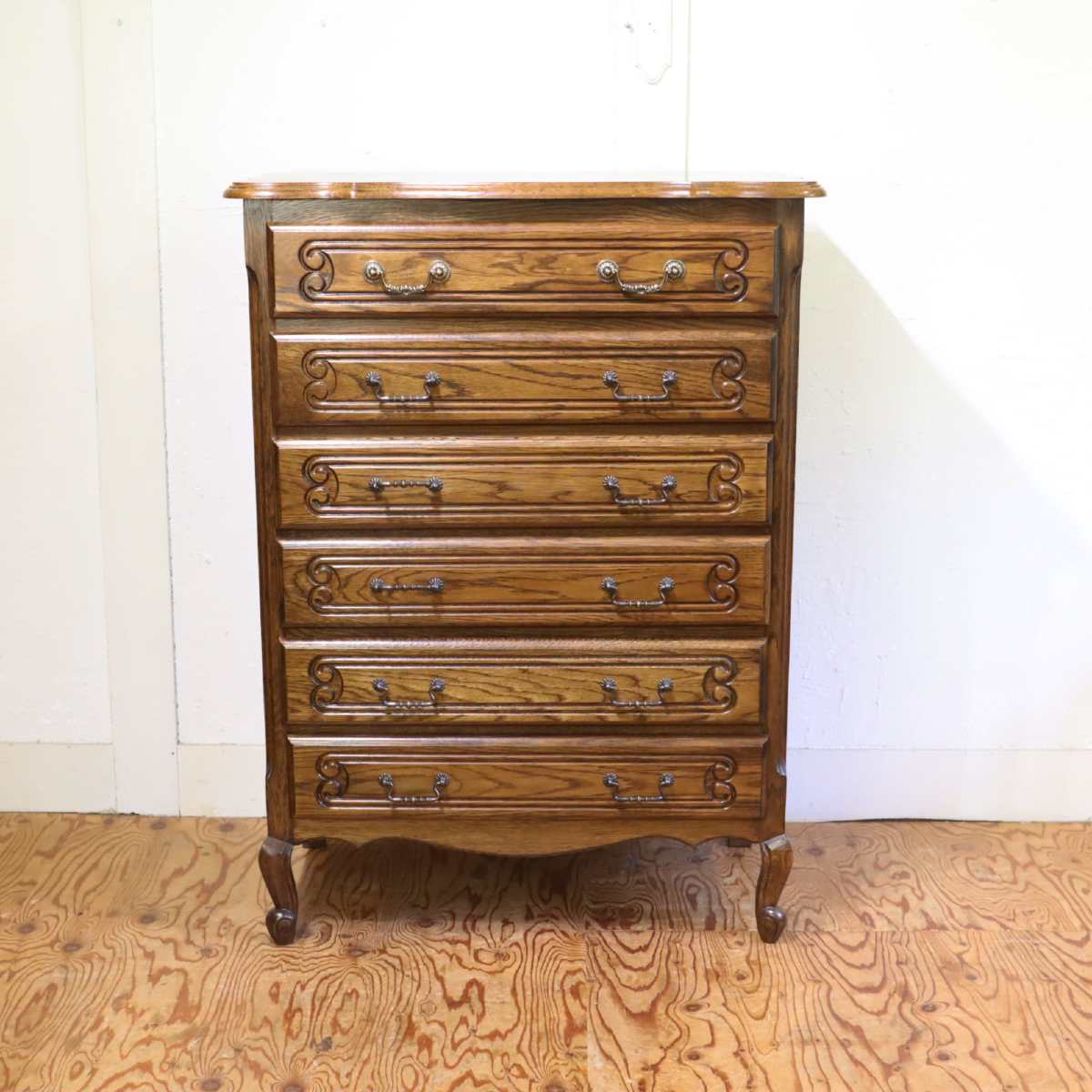 三越 ブルージュ / Brugge ルーマニア製 クラシックチェスト 箪笥