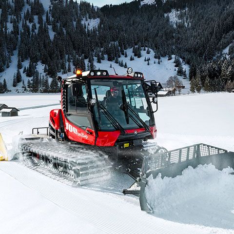 PistenBully | スノーシステムズ株式会社