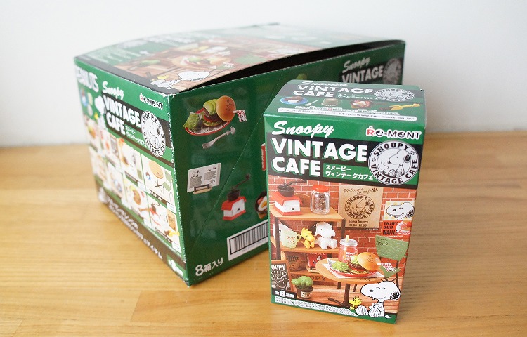 小さなカフェで♪♪ | COLUMN | SNOOPY.co.jp：日本のスヌーピー公式サイト