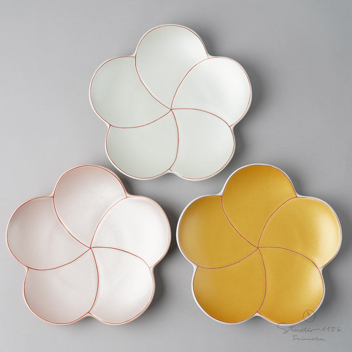 有田焼 捻り梅型七寸盛皿 21cm 幸楽窯の通販｜Studio1156 – 【公式