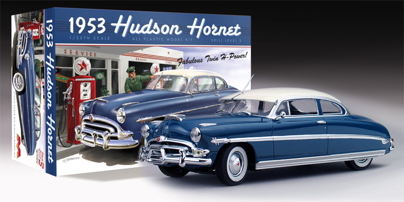 Moebius 1953 Hudson Hornet model kit