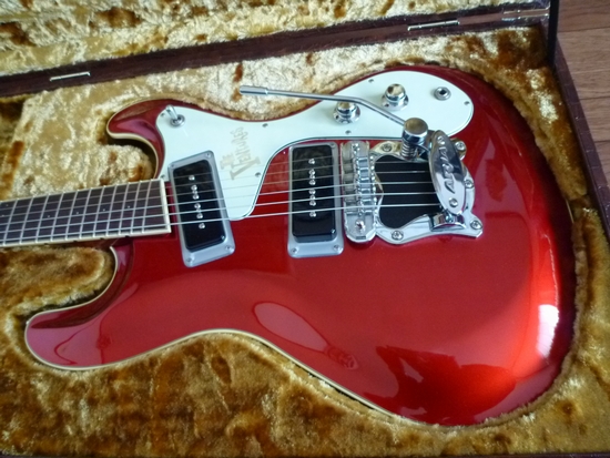 ギターショップ カエデ 中古品 ARIA VM-2001