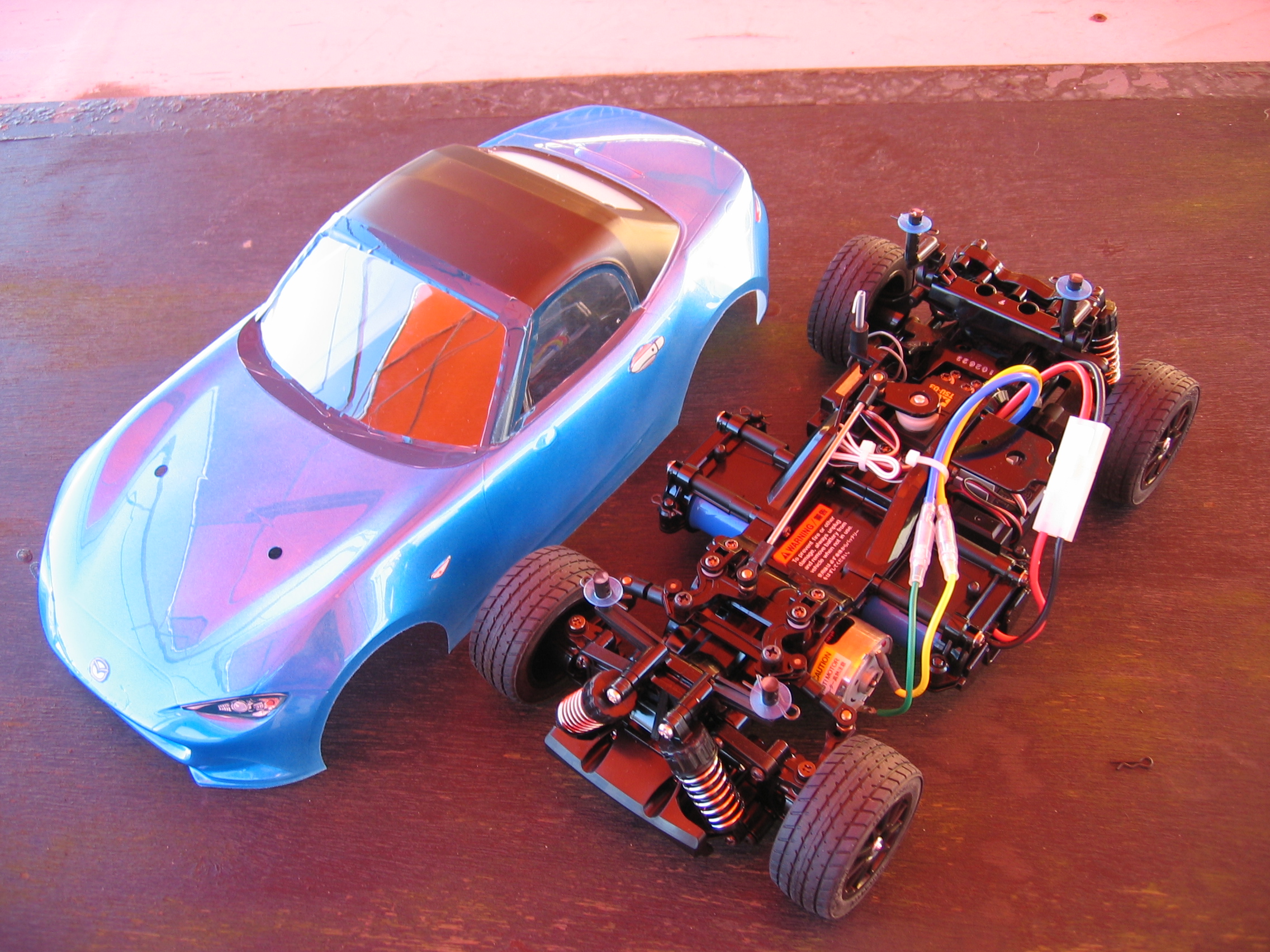 タミヤ・メディア対抗RCロードスター耐久レース【ep1】 出会い～ボディ