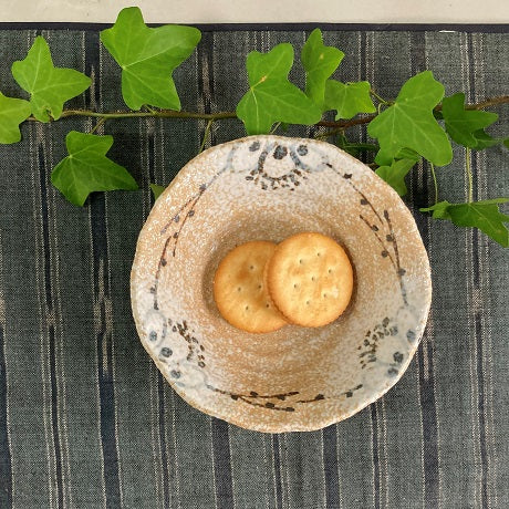 志野花絵 鳴門彫小鉢 – 食器・陶器・磁器 - アウトレット通販 - 肥前