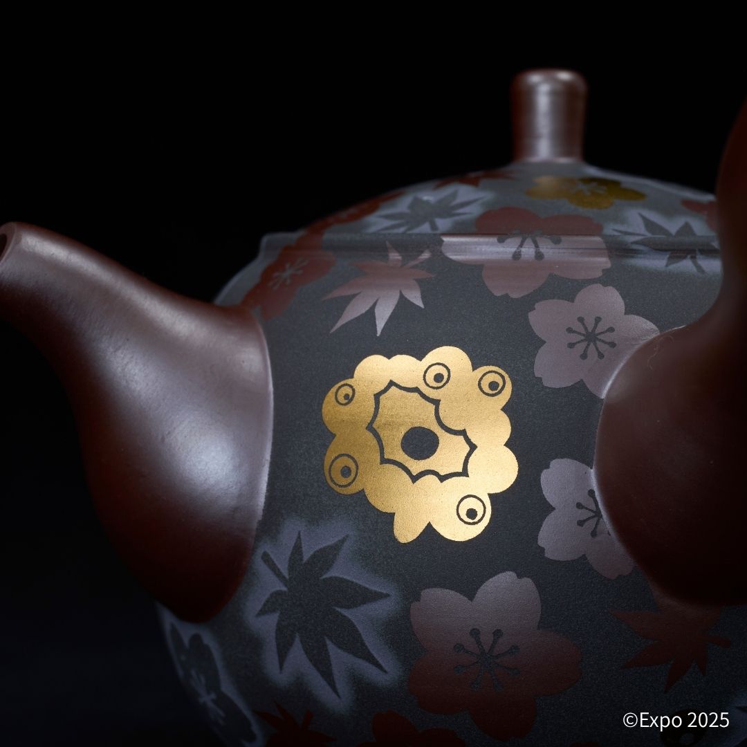 EXPO2025 萬古焼 金彩茶器｜急須・湯呑セット商品 – 47 TREASURE