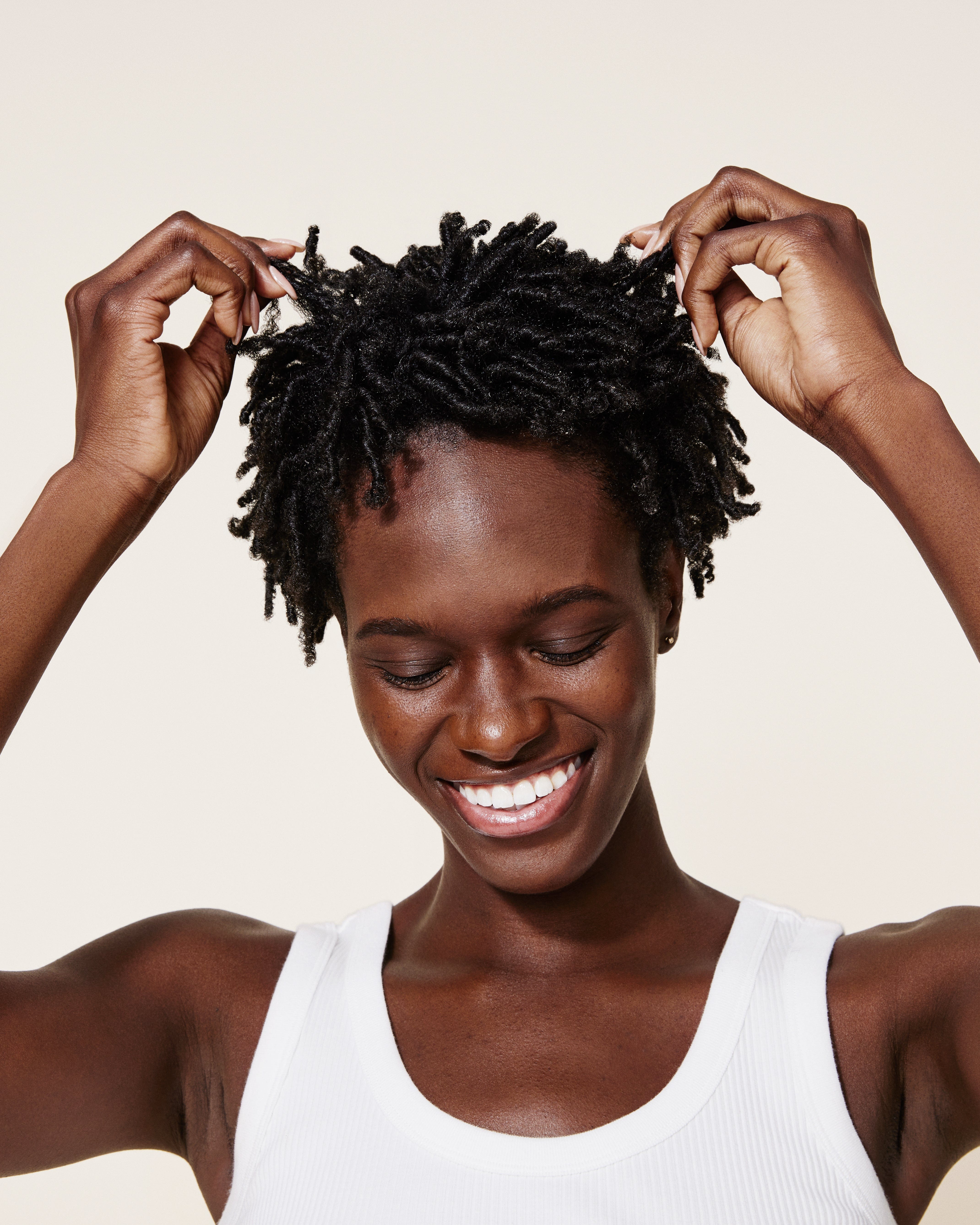 Curl Defining Gel with Aloe Vera and Hemi15 - 4U by Tia - 4U by Tia