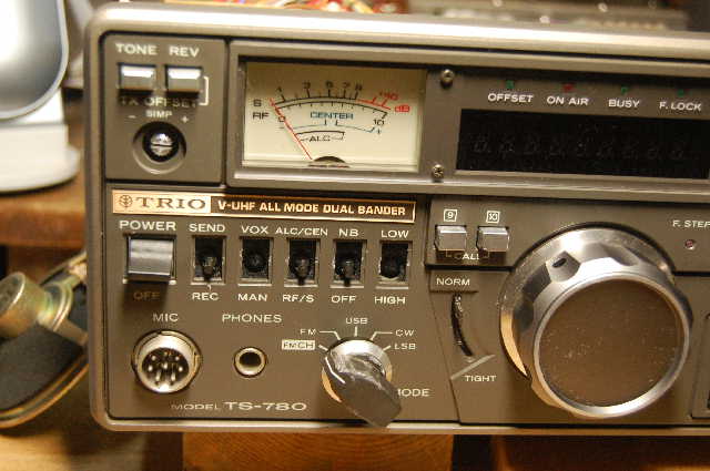 ジャンク 現状品 TRIO トリオ TRIO TS-780 V-UHF ALL MODE DUAL BANDER