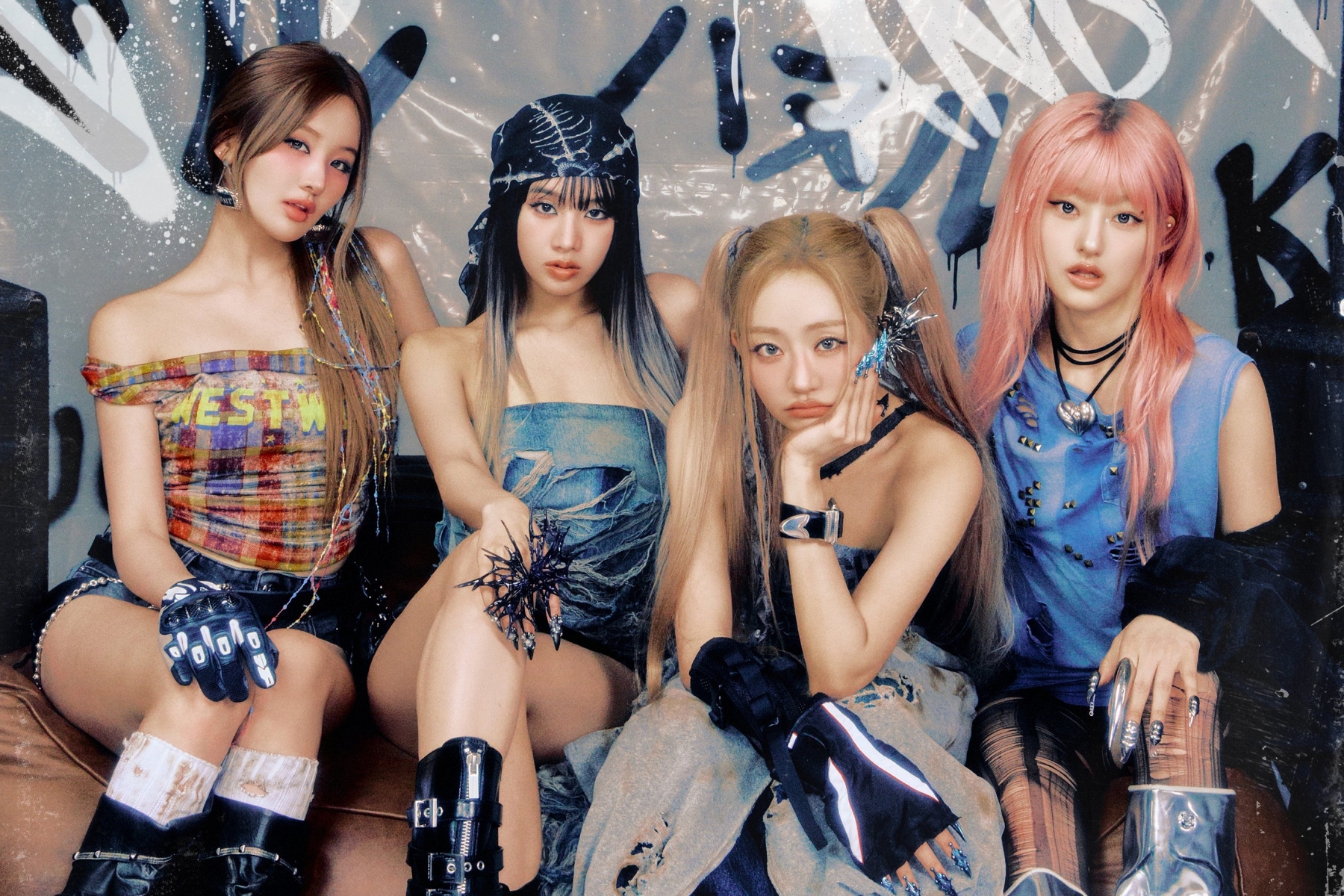 Watch: KISS OF LIFE Announces April Comeback With First Teaser