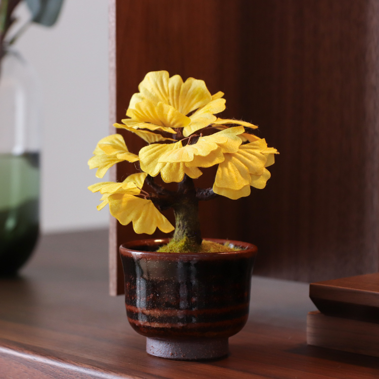 和紙盆栽＜いちょう＞ - 仏壇のあるリビング｜現代的でモダンな祈りの