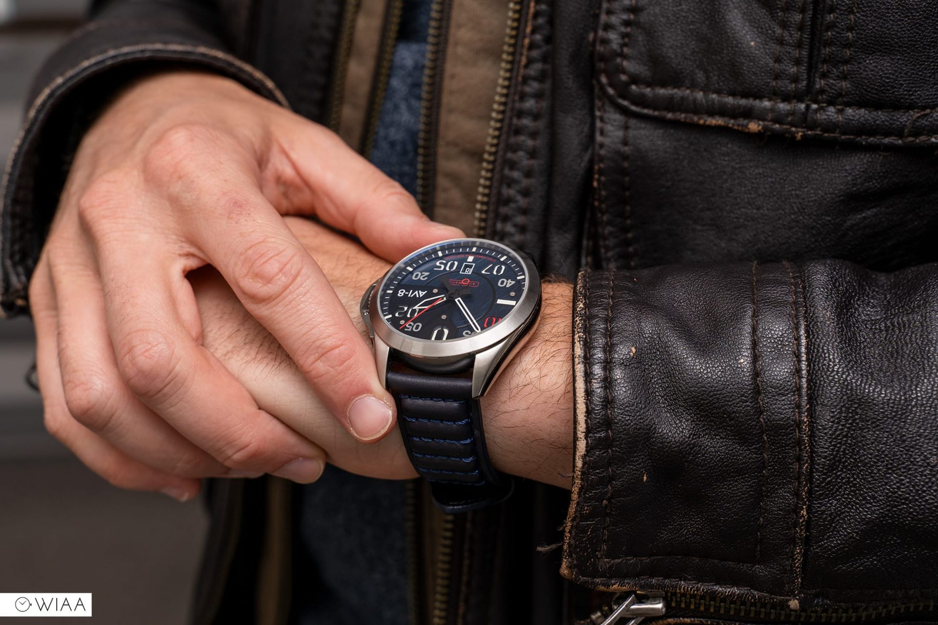 Avi-8 P-51 Mustang Hitchcock Cooperstown Watch Review - 12&60