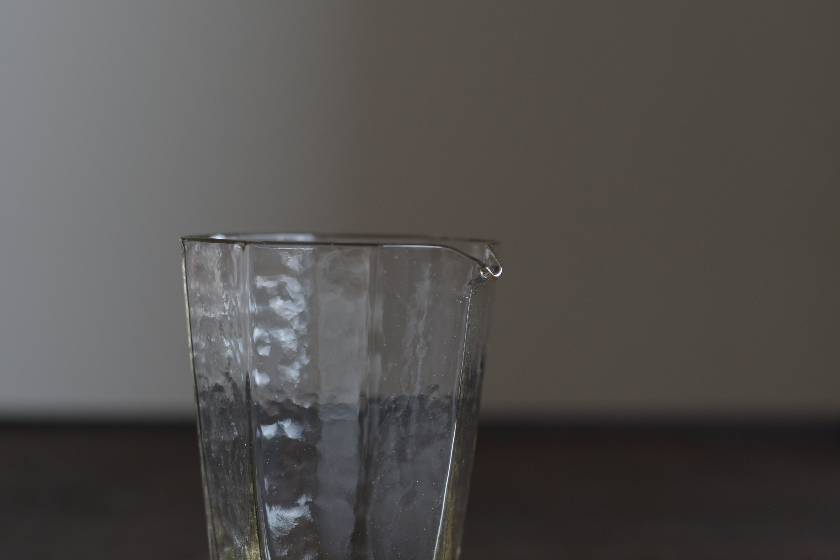 津田清和｜八角スリム片口 | UTSUWA-HOTARU online store