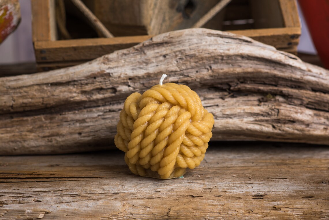 Nautical Monkeys Fist Knot Beeswax Candle 4x4 - 1904 Candles