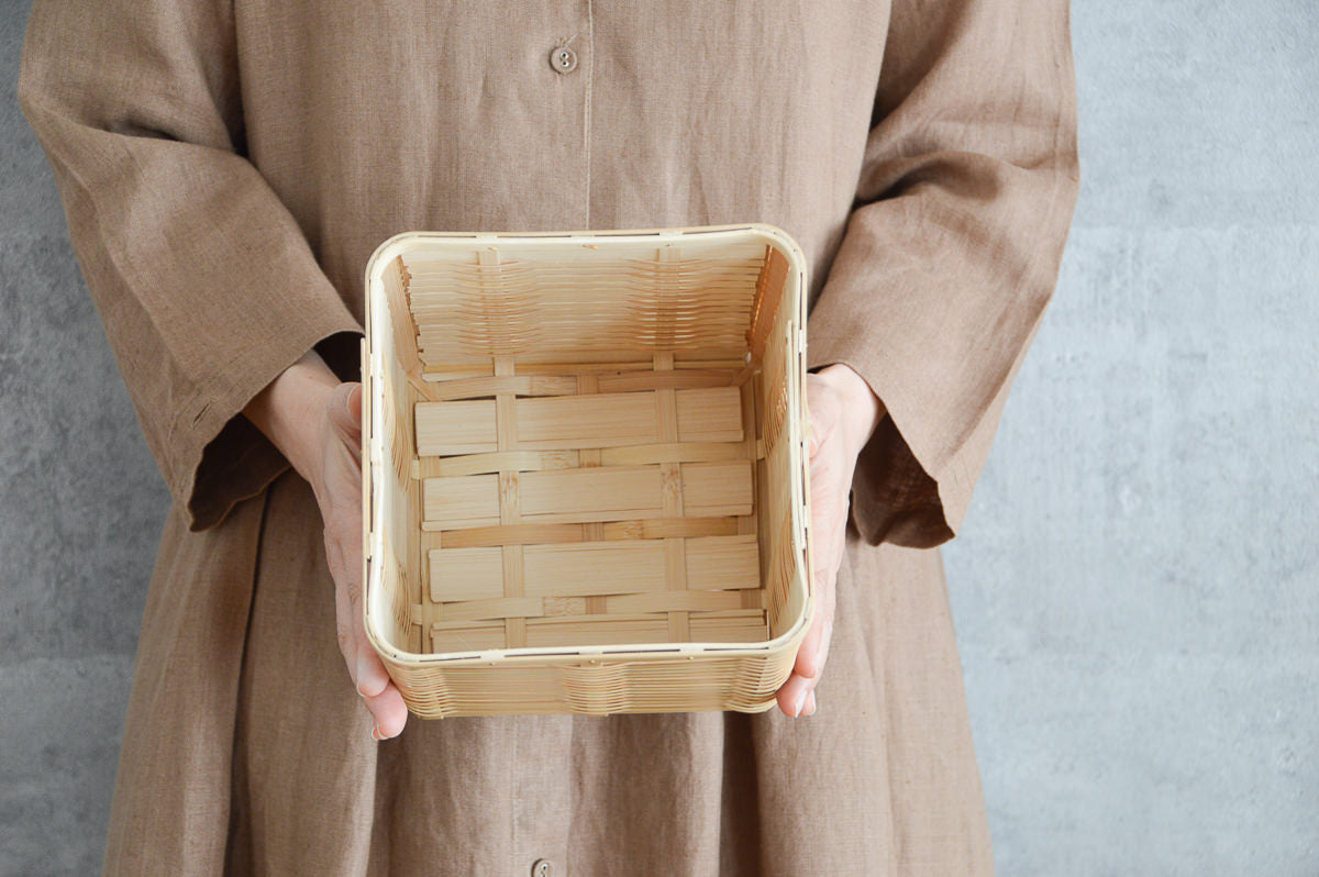 鹿児島県/真竹(白竹) 角ちりかご-1basketry – 市川籠店 | 1basketry