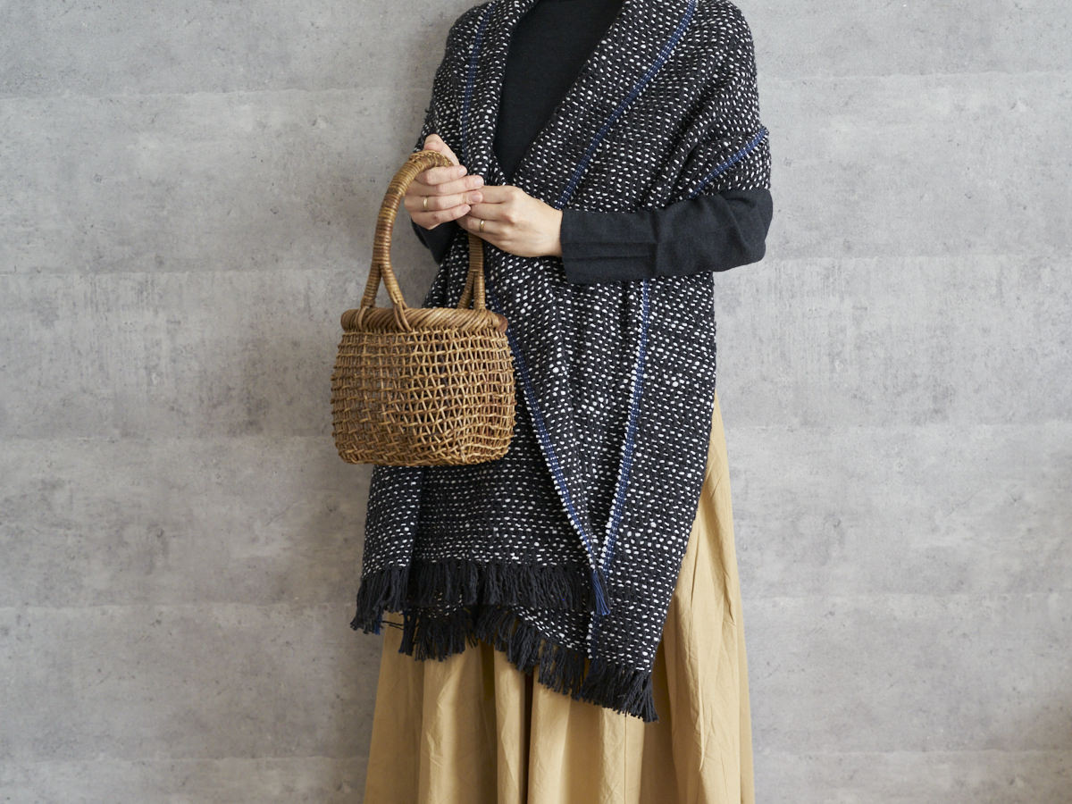 長野のあけび蔓で編む すかし編み手付き丸かご – 市川籠店 | 1basketry