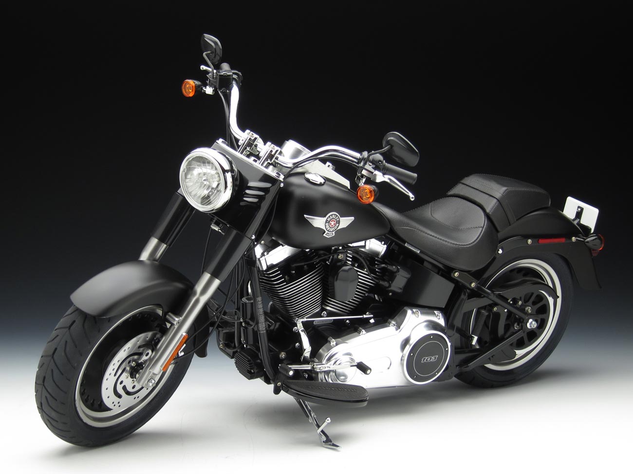 タミヤ 1/6「ハーレーダビッドソン FLSTFB ファットボーイロー