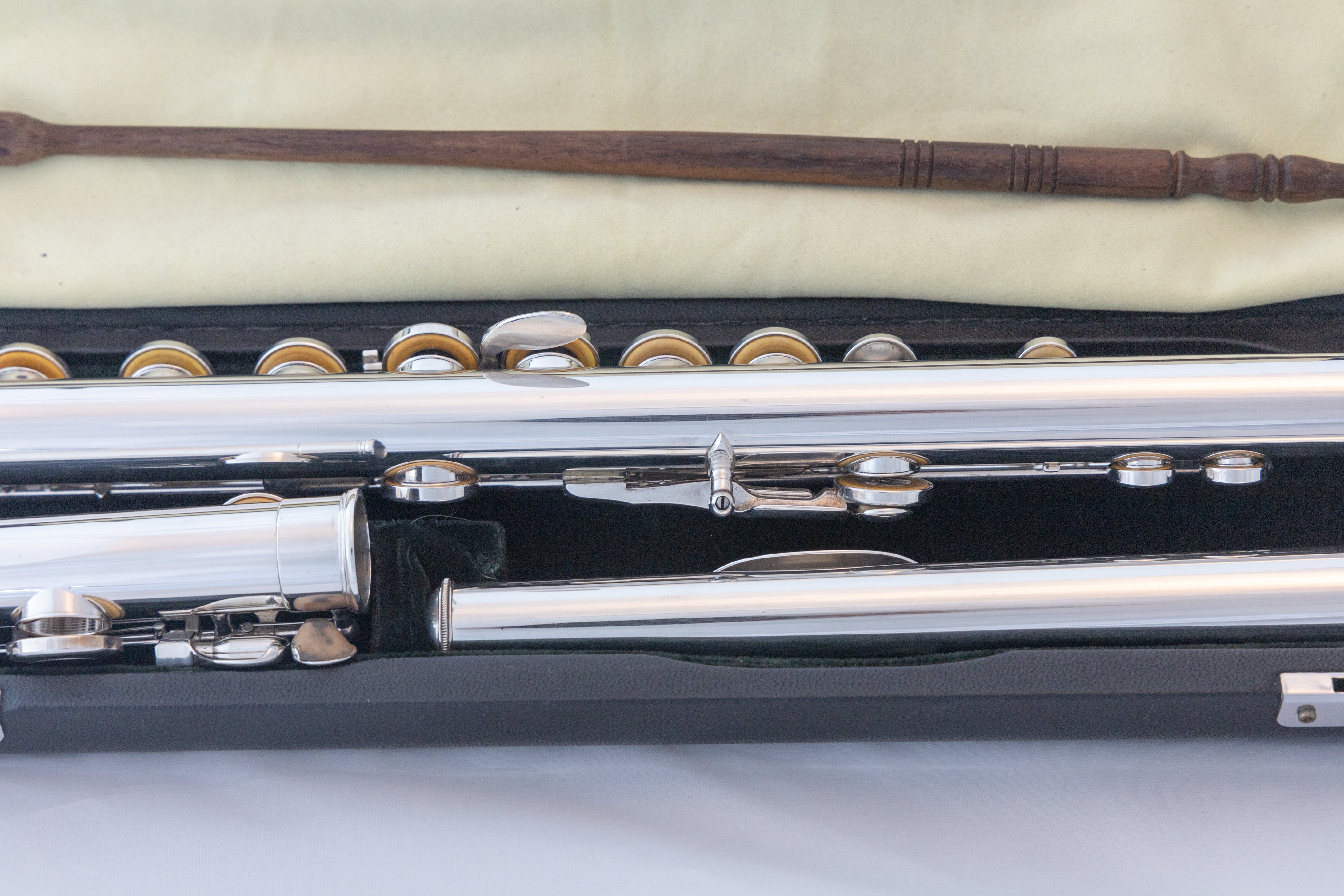 Pearl PF-521 Silver-plated Flute *Silver Lip-plate *Split-E *Made