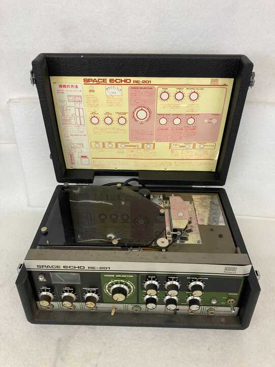 憧れの名機 、ローランド「RE-201 Space Echo」を買取店スタッフが試奏