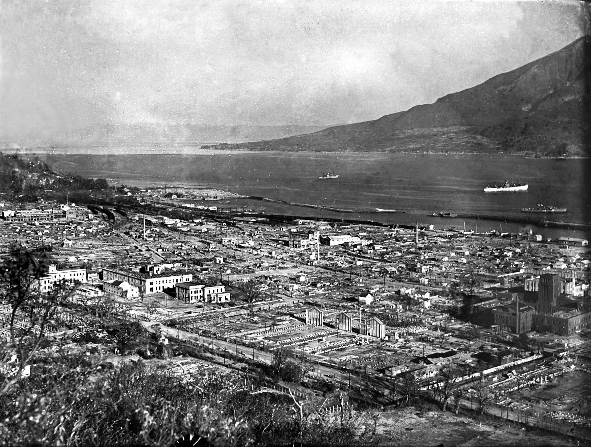 空襲で鹿児島市街地は9割が焼失…山形屋や西郷像が残った奇跡 80年前